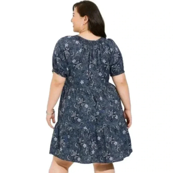 Torrid Mini Chambray Puff Sleeve Smocked Dress Size 2X - Picture 3 of 7